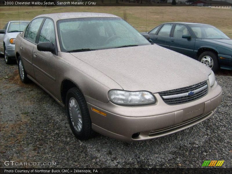 Sandrift Metallic / Gray 2000 Chevrolet Malibu Sedan