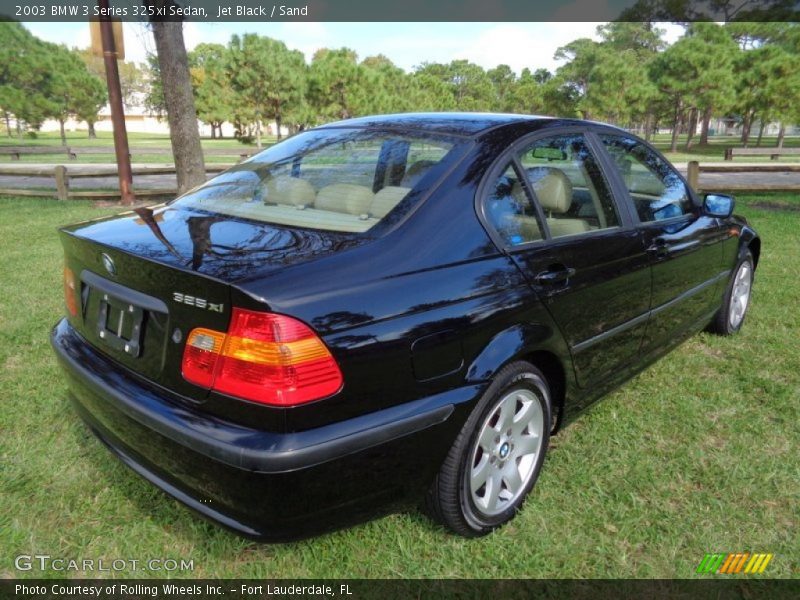 Jet Black / Sand 2003 BMW 3 Series 325xi Sedan