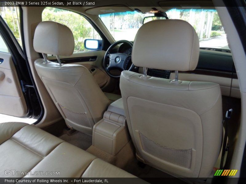 Jet Black / Sand 2003 BMW 3 Series 325xi Sedan