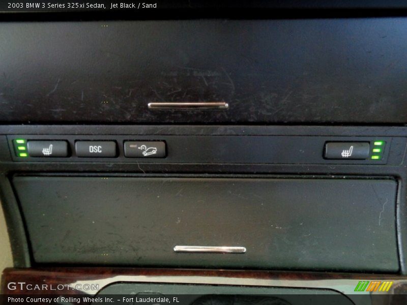 Jet Black / Sand 2003 BMW 3 Series 325xi Sedan