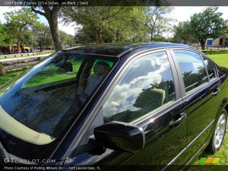 Jet Black / Sand 2003 BMW 3 Series 325xi Sedan