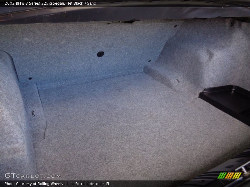 Jet Black / Sand 2003 BMW 3 Series 325xi Sedan