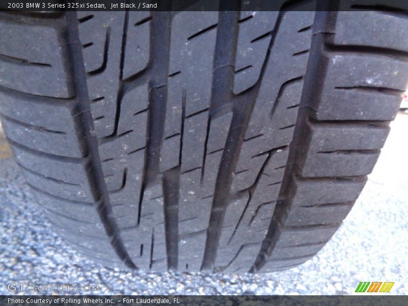 Jet Black / Sand 2003 BMW 3 Series 325xi Sedan