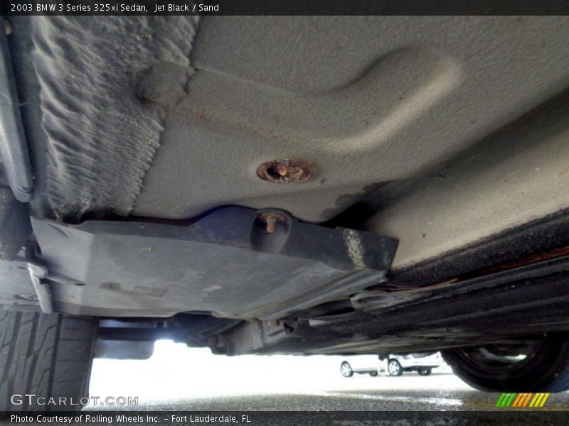 Jet Black / Sand 2003 BMW 3 Series 325xi Sedan