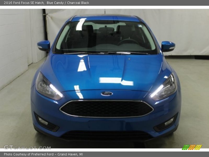 Blue Candy / Charcoal Black 2016 Ford Focus SE Hatch