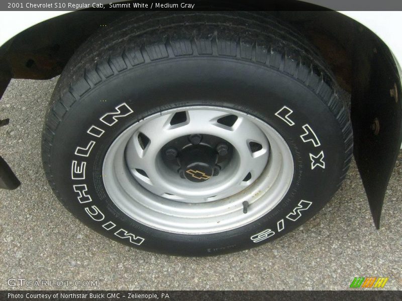 Summit White / Medium Gray 2001 Chevrolet S10 Regular Cab