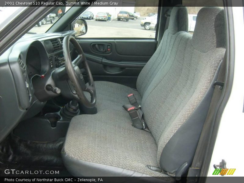 Summit White / Medium Gray 2001 Chevrolet S10 Regular Cab