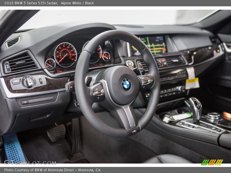 Alpine White / Black 2016 BMW 5 Series 535i Sedan
