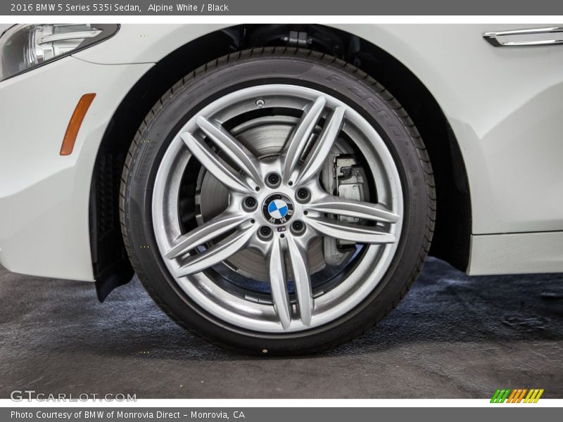 Alpine White / Black 2016 BMW 5 Series 535i Sedan