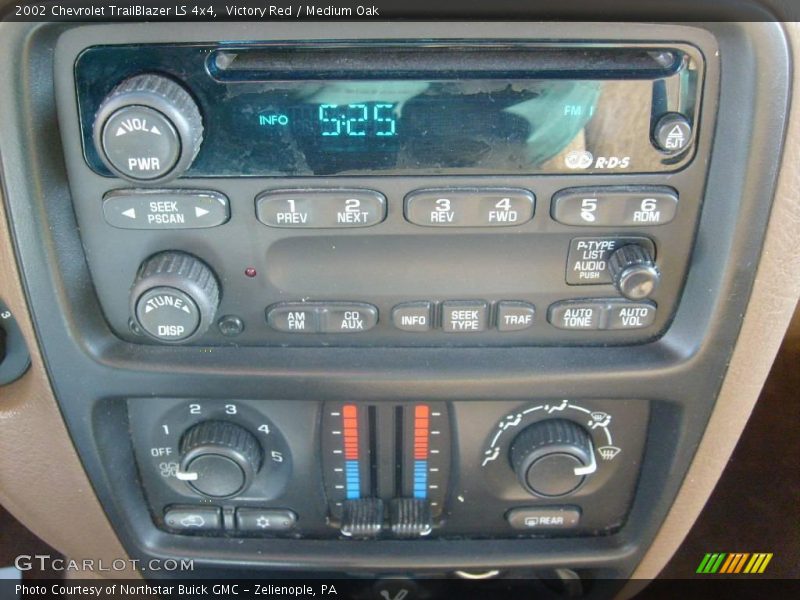 Victory Red / Medium Oak 2002 Chevrolet TrailBlazer LS 4x4