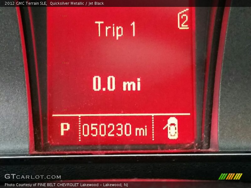 Quicksilver Metallic / Jet Black 2012 GMC Terrain SLE