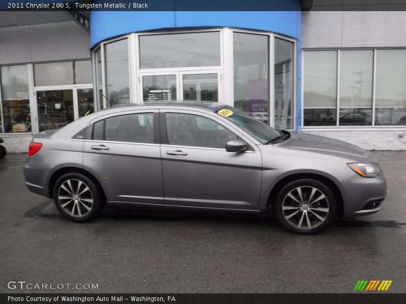 Tungsten Metallic / Black 2011 Chrysler 200 S