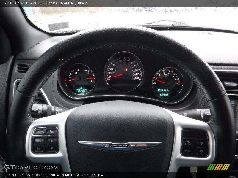 Tungsten Metallic / Black 2011 Chrysler 200 S