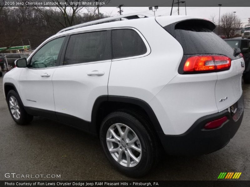Bright White / Black 2016 Jeep Cherokee Latitude 4x4