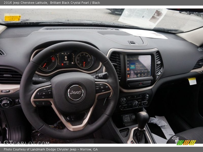 Brilliant Black Crystal Pearl / Black 2016 Jeep Cherokee Latitude