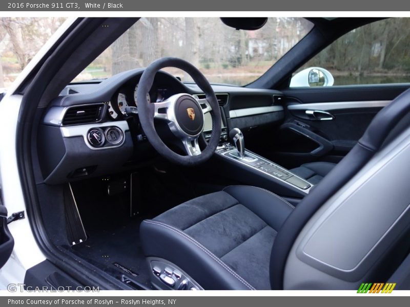 Black Interior - 2016 911 GT3 