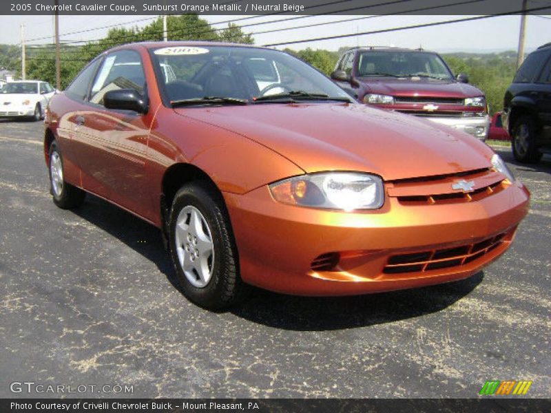 Sunburst Orange Metallic / Neutral Beige 2005 Chevrolet Cavalier Coupe