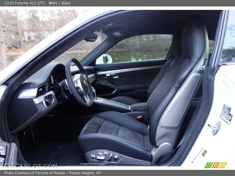 Front Seat of 2016 911 GT3