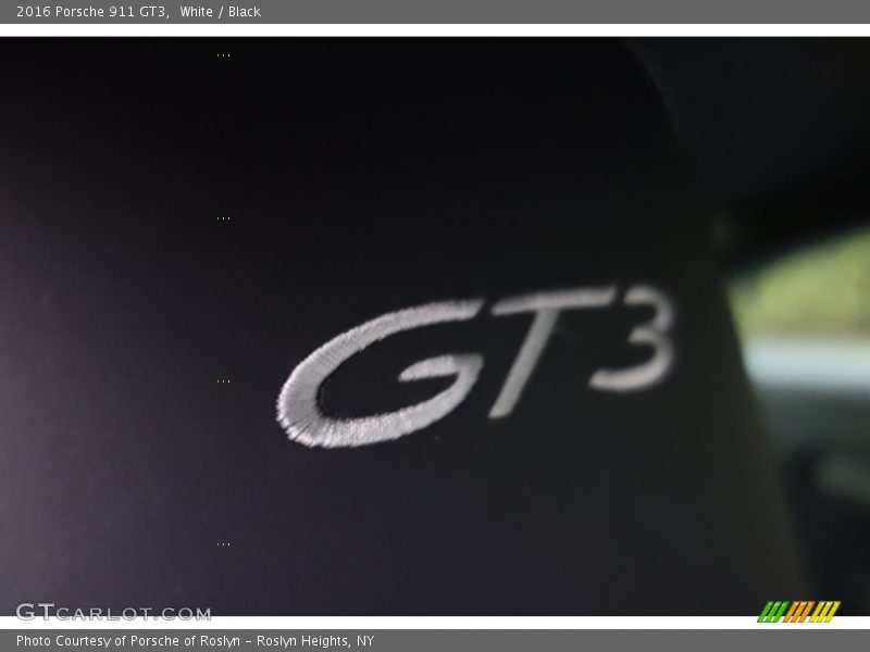 White / Black 2016 Porsche 911 GT3