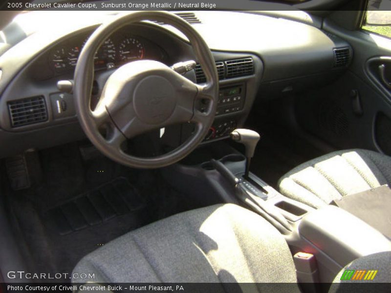Sunburst Orange Metallic / Neutral Beige 2005 Chevrolet Cavalier Coupe