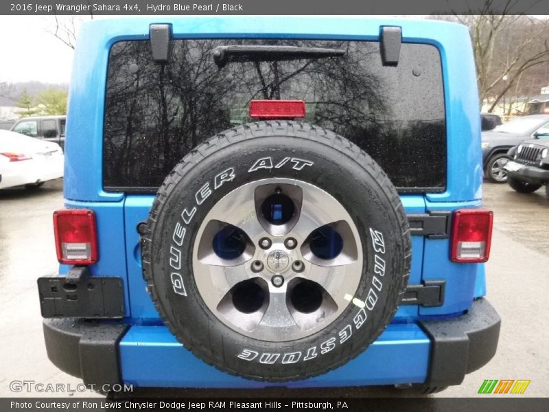 Hydro Blue Pearl / Black 2016 Jeep Wrangler Sahara 4x4