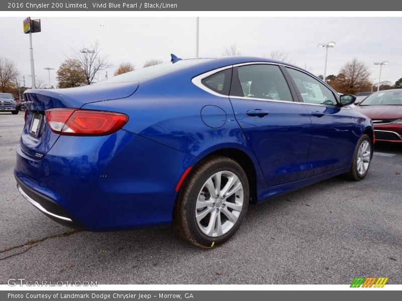 Vivid Blue Pearl / Black/Linen 2016 Chrysler 200 Limited