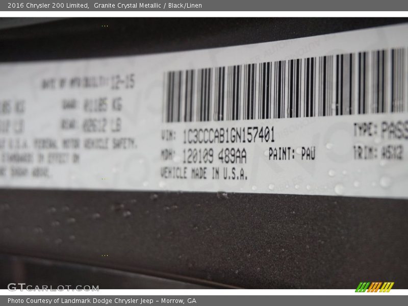 Granite Crystal Metallic / Black/Linen 2016 Chrysler 200 Limited