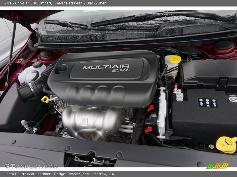 Velvet Red Pearl / Black/Linen 2016 Chrysler 200 Limited
