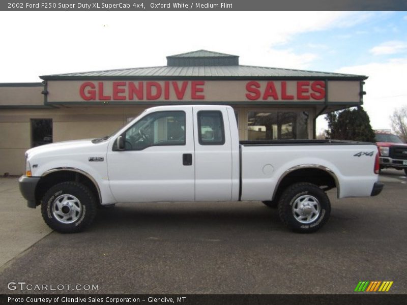 Oxford White / Medium Flint 2002 Ford F250 Super Duty XL SuperCab 4x4
