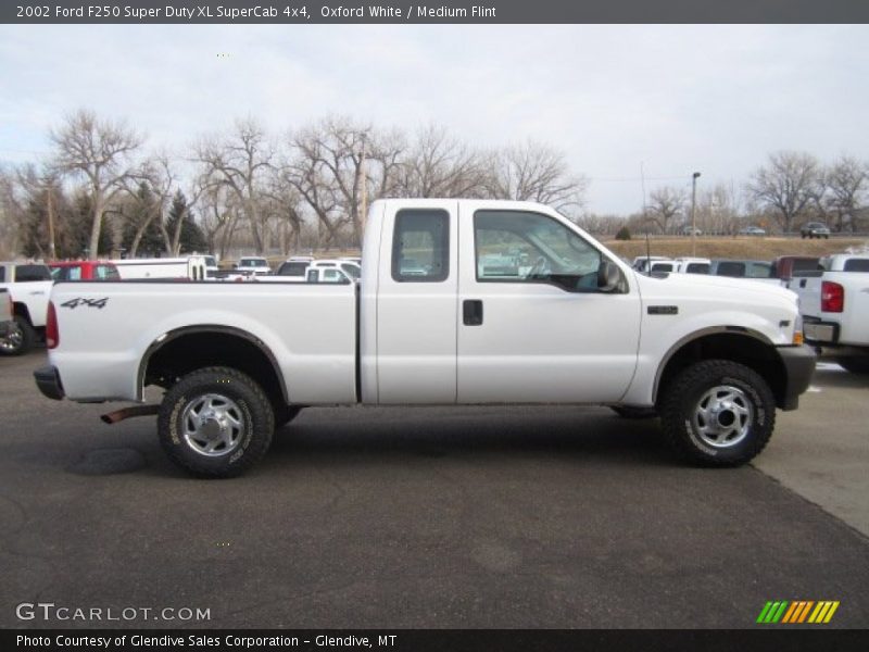 Oxford White / Medium Flint 2002 Ford F250 Super Duty XL SuperCab 4x4