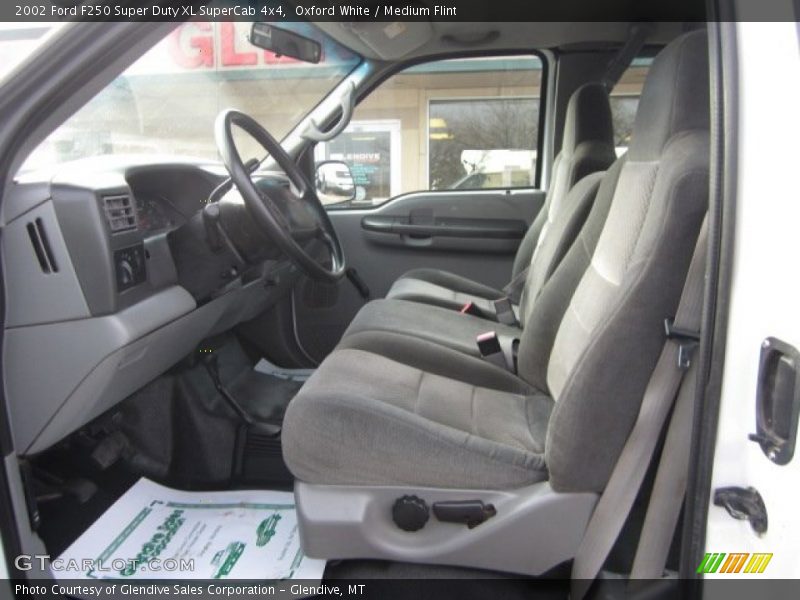 Oxford White / Medium Flint 2002 Ford F250 Super Duty XL SuperCab 4x4