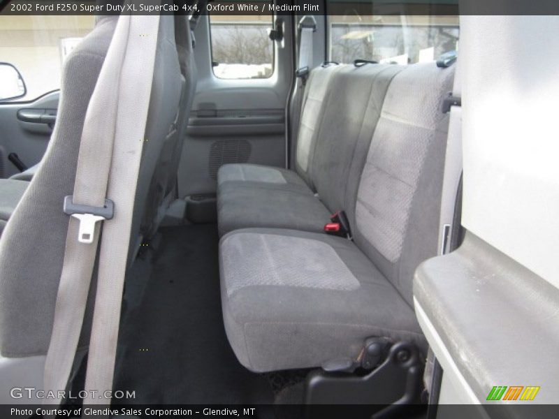 Oxford White / Medium Flint 2002 Ford F250 Super Duty XL SuperCab 4x4