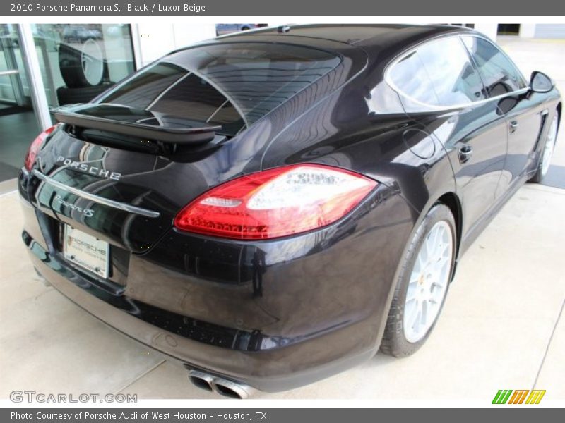 Black / Luxor Beige 2010 Porsche Panamera S