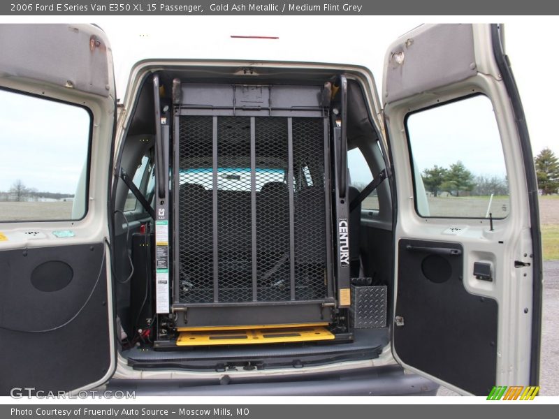 Gold Ash Metallic / Medium Flint Grey 2006 Ford E Series Van E350 XL 15 Passenger