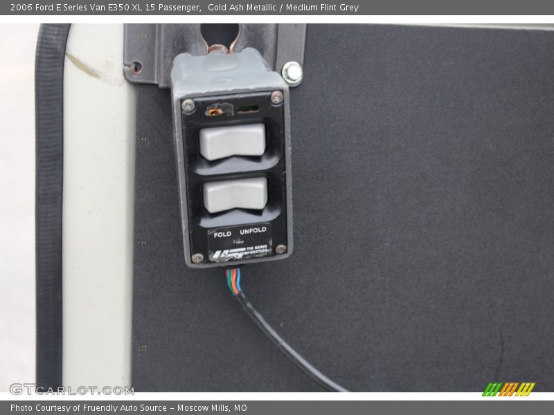Gold Ash Metallic / Medium Flint Grey 2006 Ford E Series Van E350 XL 15 Passenger