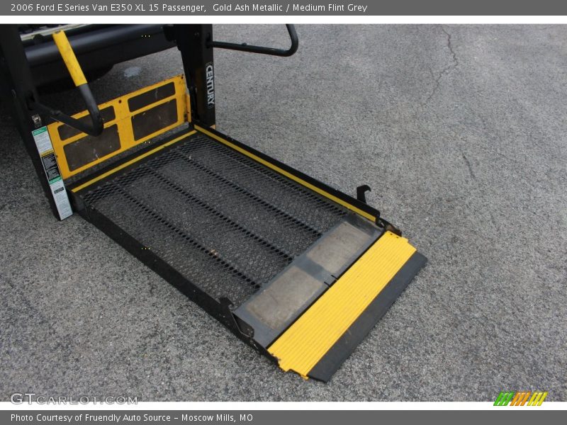 Gold Ash Metallic / Medium Flint Grey 2006 Ford E Series Van E350 XL 15 Passenger