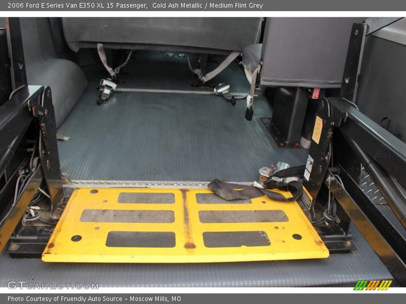 Gold Ash Metallic / Medium Flint Grey 2006 Ford E Series Van E350 XL 15 Passenger
