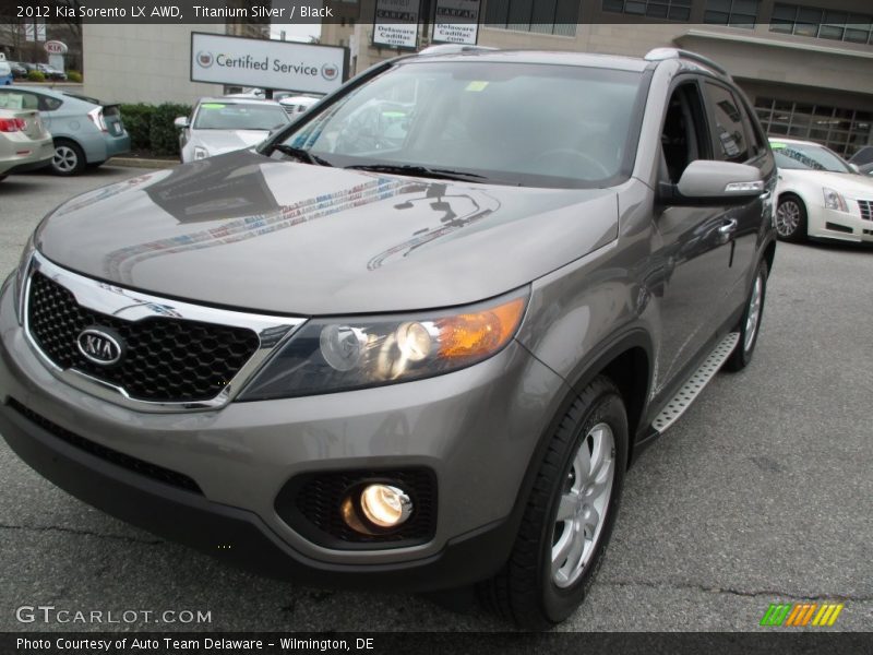Titanium Silver / Black 2012 Kia Sorento LX AWD
