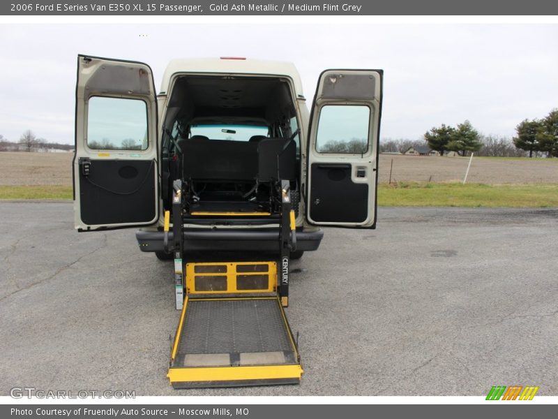 Gold Ash Metallic / Medium Flint Grey 2006 Ford E Series Van E350 XL 15 Passenger