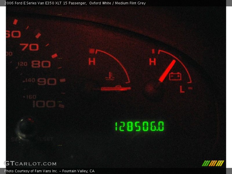 Oxford White / Medium Flint Grey 2006 Ford E Series Van E350 XLT 15 Passenger
