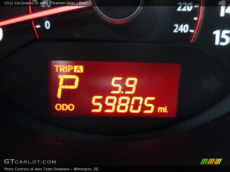 Titanium Silver / Black 2012 Kia Sorento LX AWD