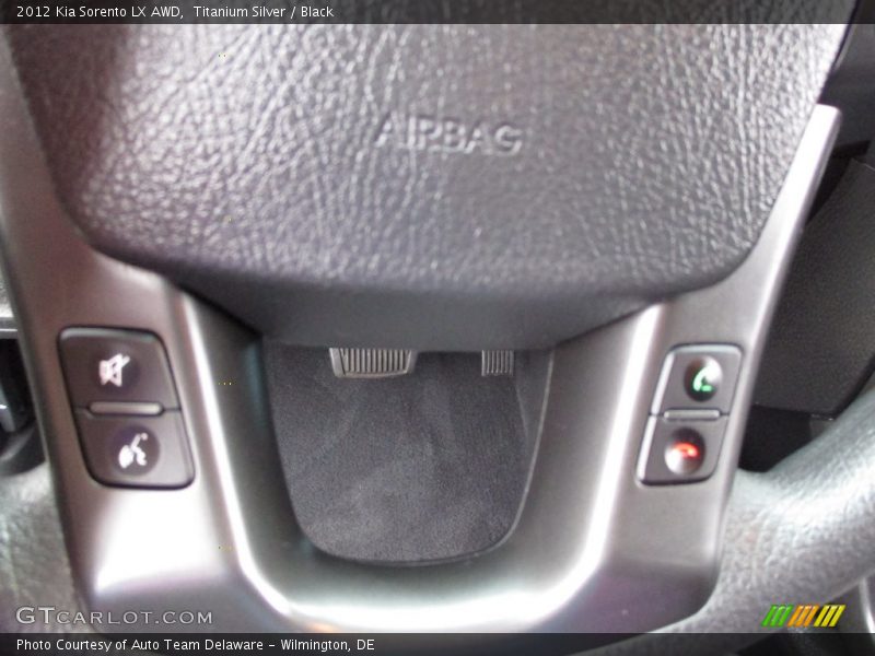 Titanium Silver / Black 2012 Kia Sorento LX AWD