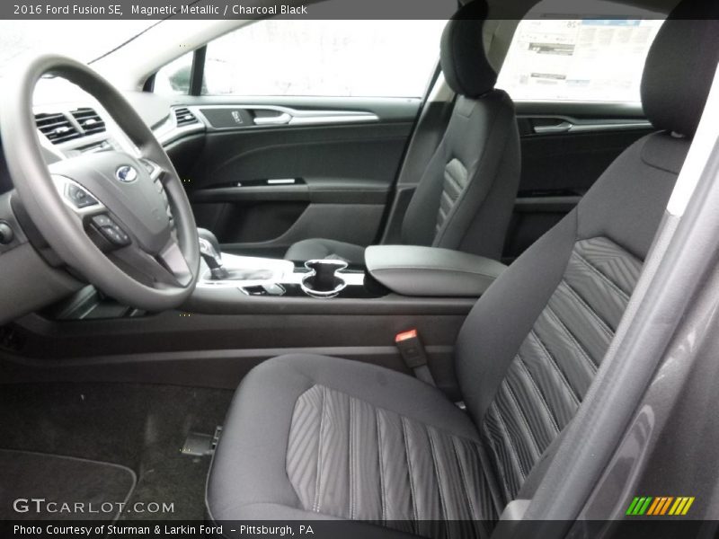 Magnetic Metallic / Charcoal Black 2016 Ford Fusion SE