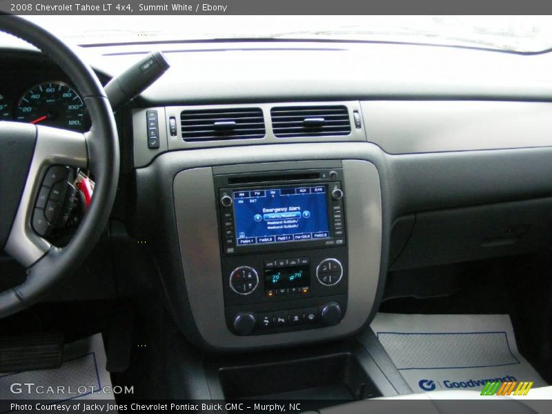 Summit White / Ebony 2008 Chevrolet Tahoe LT 4x4