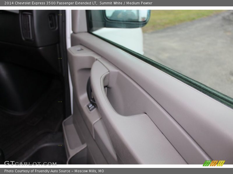 Summit White / Medium Pewter 2014 Chevrolet Express 3500 Passenger Extended LT