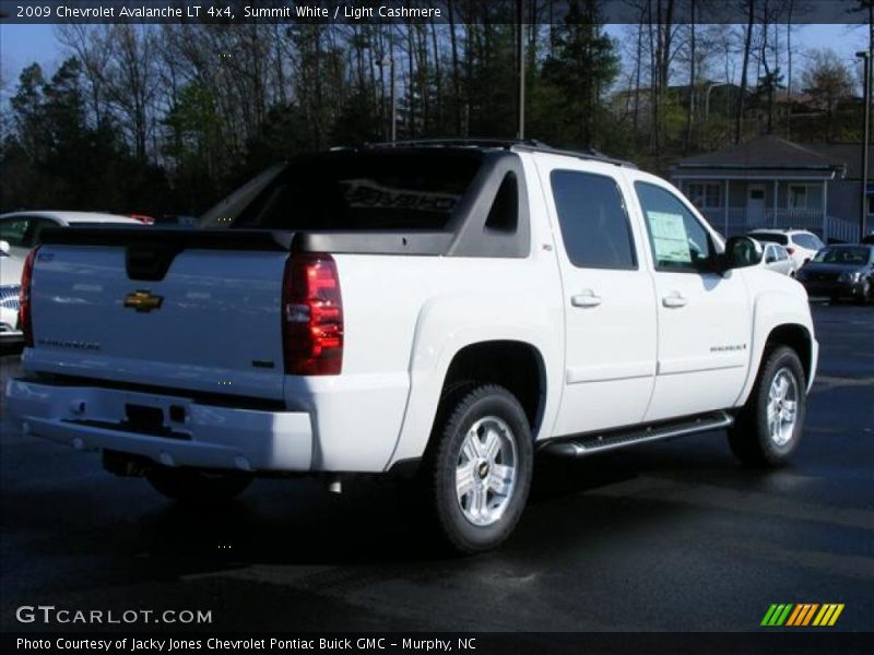 Summit White / Light Cashmere 2009 Chevrolet Avalanche LT 4x4