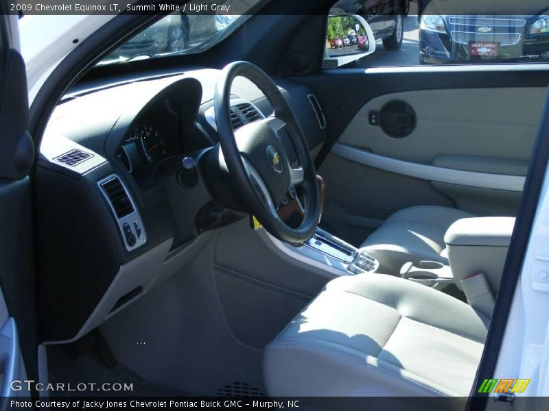 Summit White / Light Gray 2009 Chevrolet Equinox LT