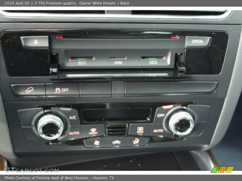Glacier White Metallic / Black 2016 Audi Q5 2.0 TFSI Premium quattro
