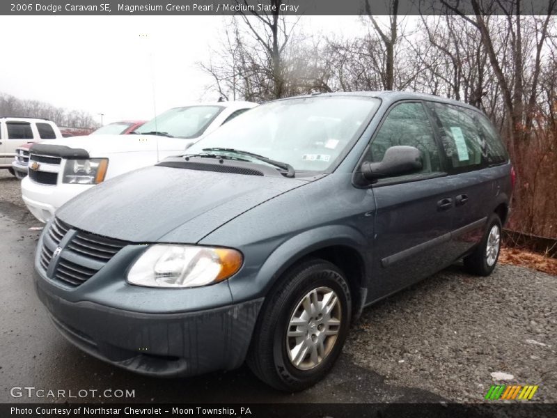 Magnesium Green Pearl / Medium Slate Gray 2006 Dodge Caravan SE