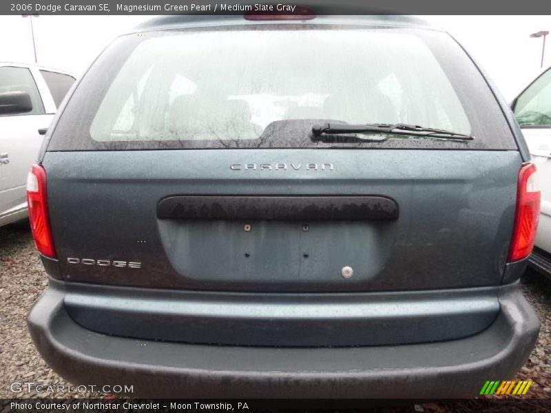 Magnesium Green Pearl / Medium Slate Gray 2006 Dodge Caravan SE